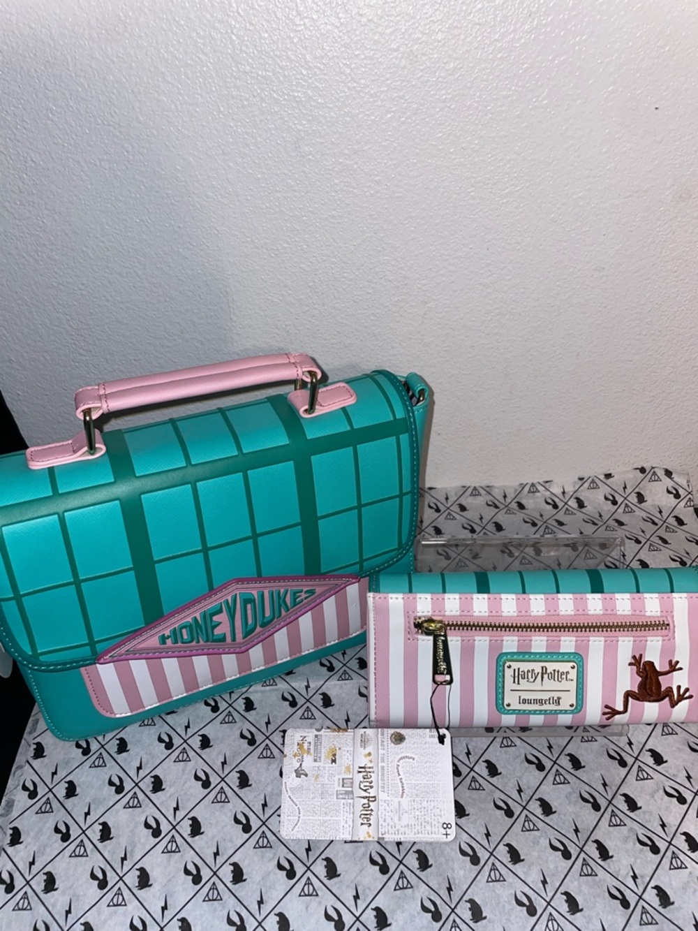 Loungefly Harry Potter Sweet Shop Honeydukes Crossbody and Wallet Set